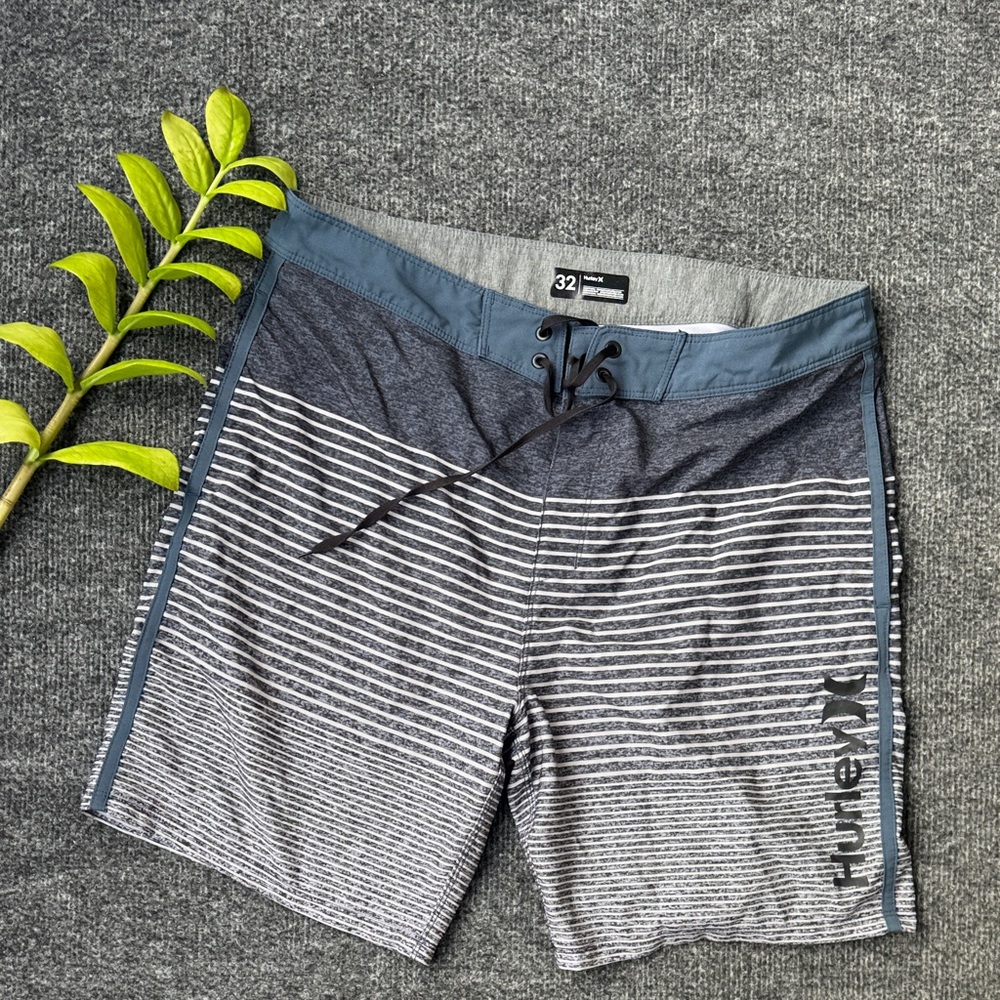Hurley Blue Gray Striped Board Shorts